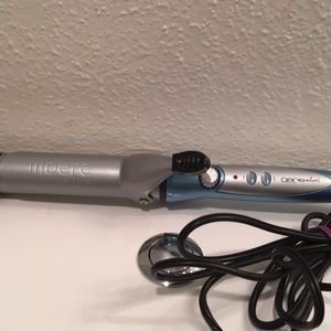Jilbere de Paris Curling Iron